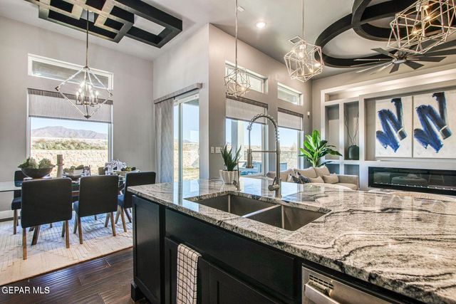 6716 RIO HACIENDAS Circle, El Paso, TX 79932