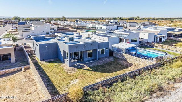 6716 RIO HACIENDAS Circle, El Paso, TX 79932