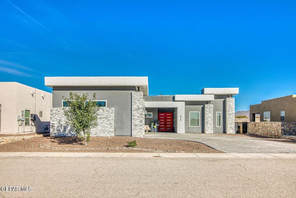 6716 RIO HACIENDAS Circle, El Paso, TX 79932