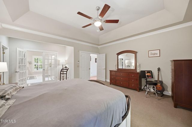 500 Magnolia Ridge Drive, Jonesborough, TN 37659