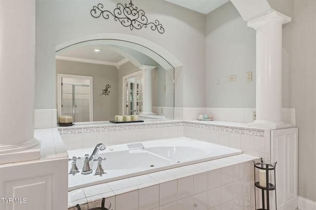 500 Magnolia Ridge Drive, Jonesborough, TN 37659