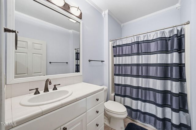 500 Magnolia Ridge Drive, Jonesborough, TN 37659