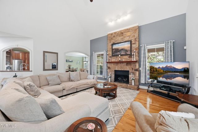 500 Magnolia Ridge Drive, Jonesborough, TN 37659