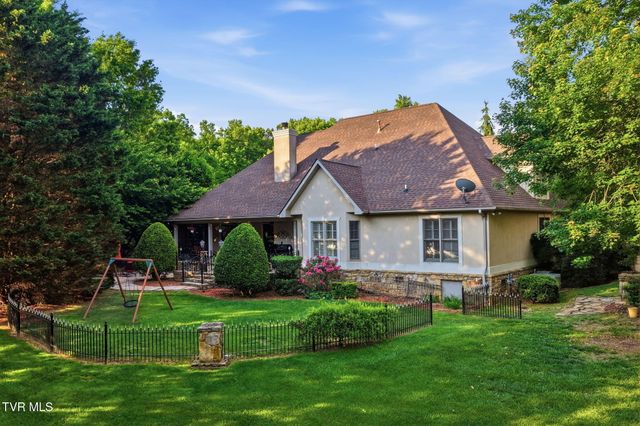 500 Magnolia Ridge Drive, Jonesborough, TN 37659