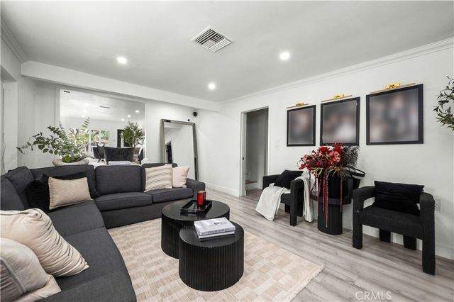 4512 Ostrom Ave, Lakewood, CA 90713