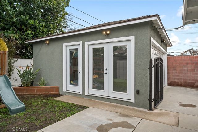 4512 Ostrom Ave, Lakewood, CA 90713