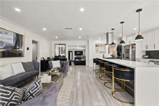 4512 Ostrom Ave, Lakewood, CA 90713