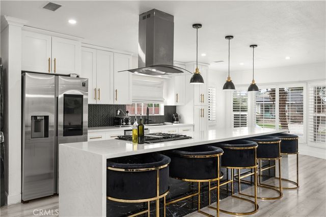 4512 Ostrom Ave, Lakewood, CA 90713