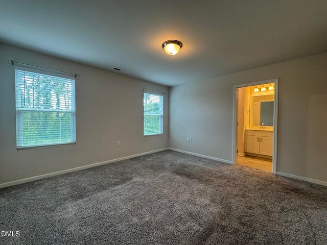 250 Brook Farm Lane, Fuquay Varina, NC 27526