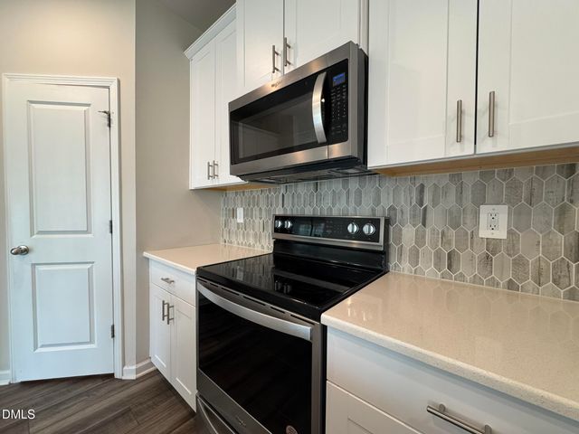 250 Brook Farm Lane, Fuquay Varina, NC 27526