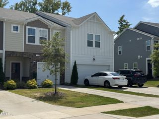 250 Brook Farm Lane, Fuquay Varina, NC 27526