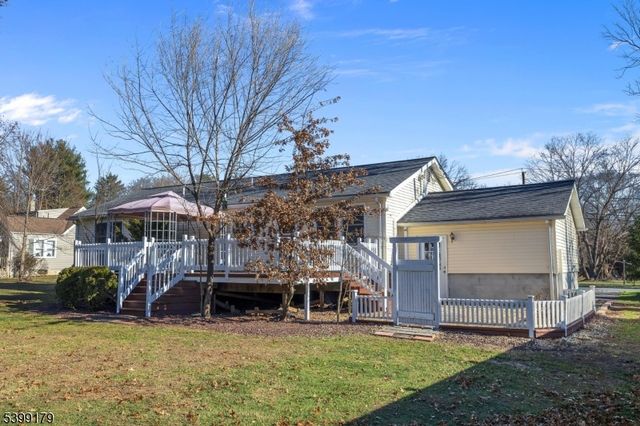 28 Duval St, Bridgewater Twp., NJ 08807