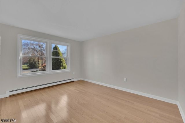 28 Duval St, Bridgewater Twp., NJ 08807