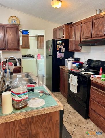 5529 N. FM 487, Rockdale, TX 76567