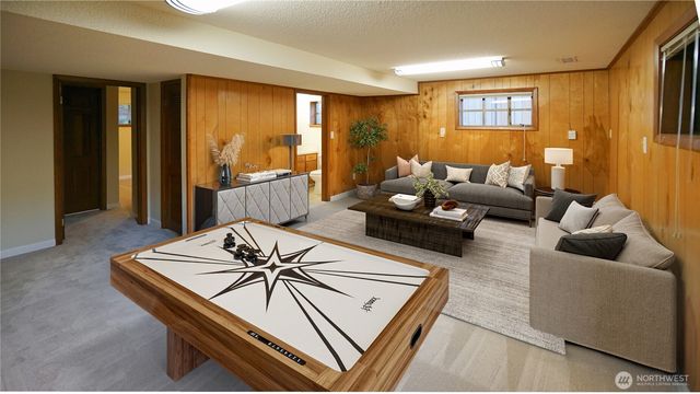 16902 28th Avenue SW, Burien, WA 98166