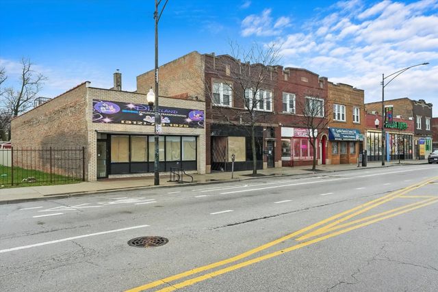2909 W 63rd Street, Chicago, IL 60629