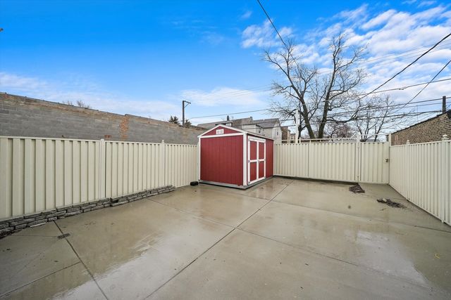 2909 W 63rd Street, Chicago, IL 60629