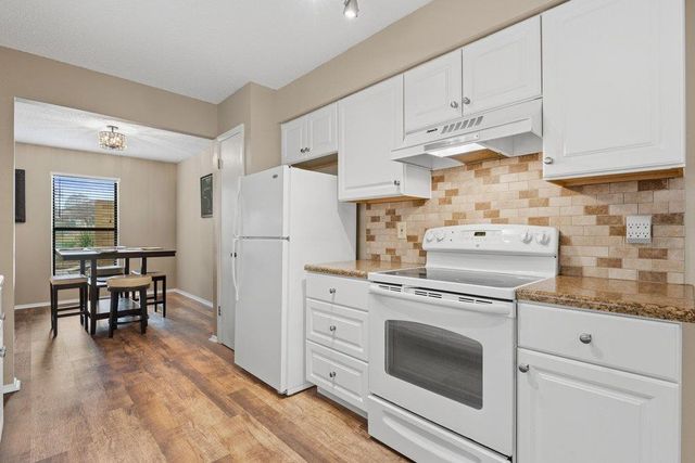 1201 Hi Stirrup 104, Horseshoe Bay, TX 78657