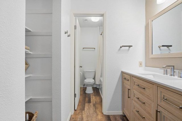 1201 Hi Stirrup 104, Horseshoe Bay, TX 78657