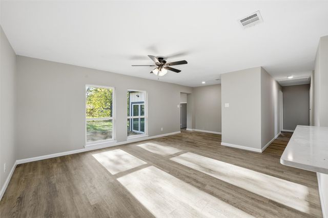 8012 Laura Street, North Richland Hills, TX 76180