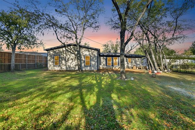 8012 Laura Street, North Richland Hills, TX 76180