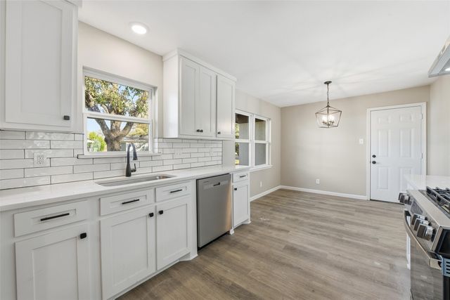 8012 Laura Street, North Richland Hills, TX 76180