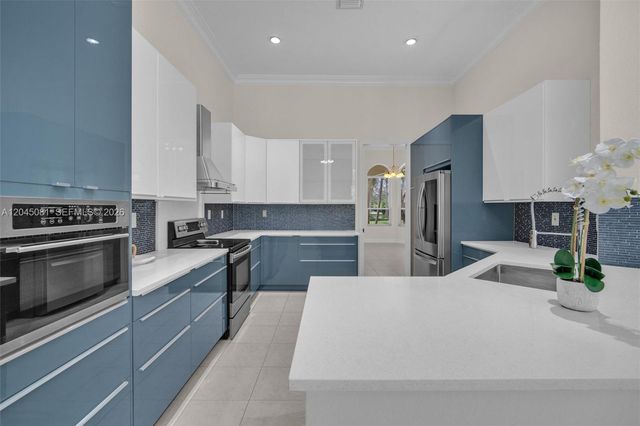 16310 Paddock Lane, Weston, FL 33326