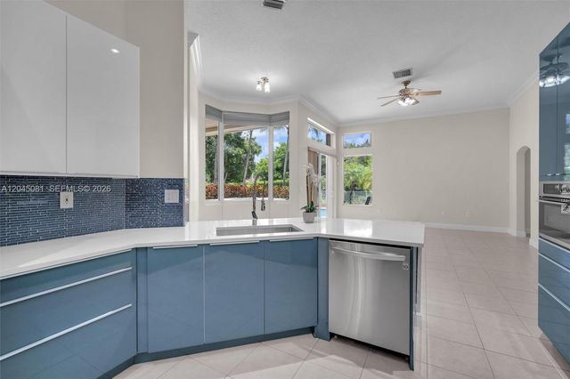 16310 Paddock Lane, Weston, FL 33326