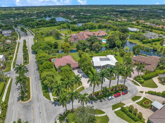 16310 Paddock Lane, Weston, FL 33326