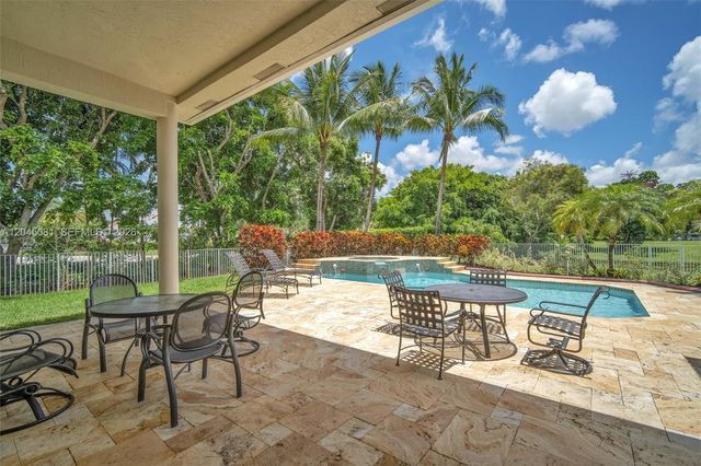 16310 Paddock Lane, Weston, FL 33326