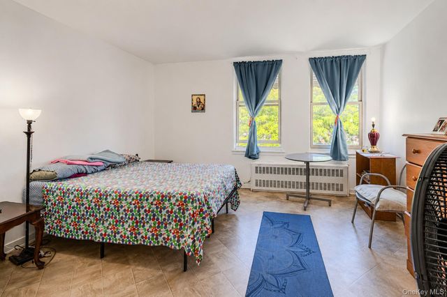 2823 W 37th Street, Brooklyn, NY 11224