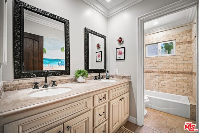 17431 Sumiya Drive, Encino, CA 91316