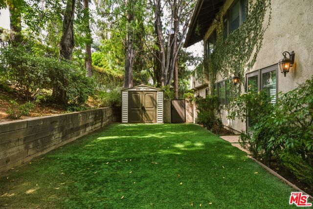 17431 Sumiya Drive, Encino, CA 91316