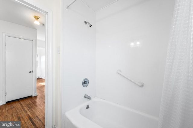 7426 COLLINS AVE, Pennsauken, NJ 08109