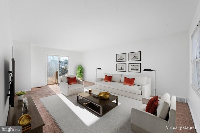 7426 COLLINS AVE, Pennsauken, NJ 08109