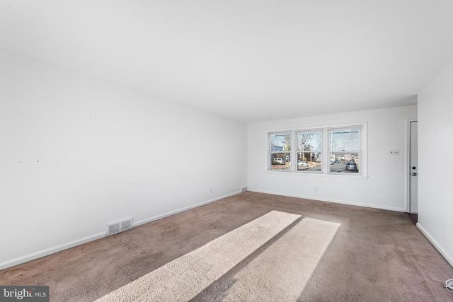 7426 COLLINS AVE, Pennsauken, NJ 08109