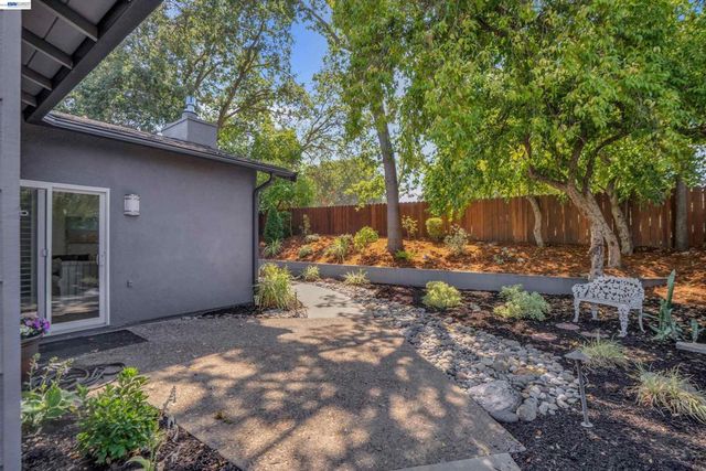 5805 San Carlos Way, Pleasanton, CA 94566
