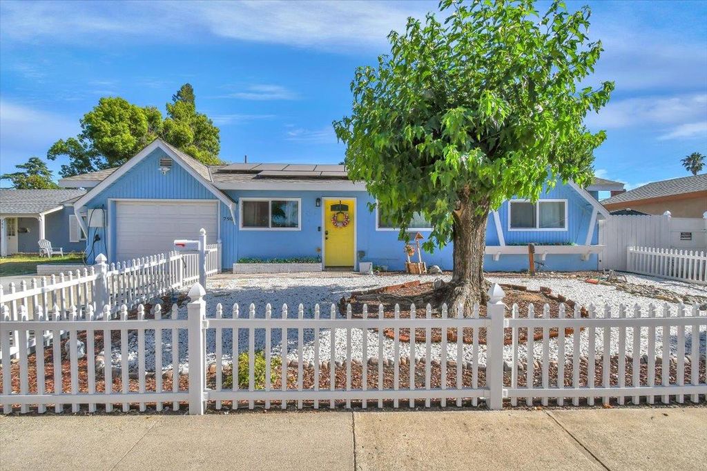 790 Queens Ave, Yuba City, CA 95991