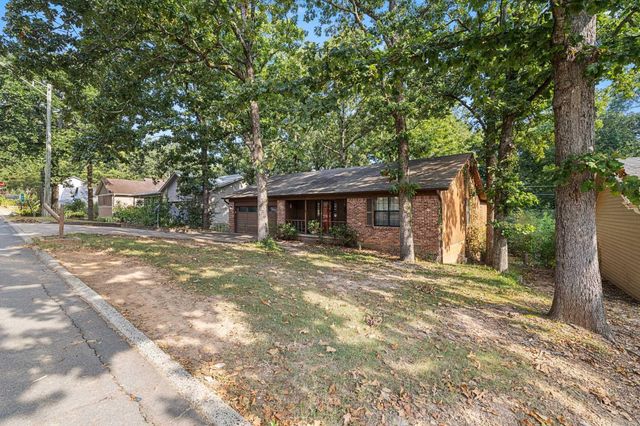 67 Creekwood Drive, Sherwood, AR 72076