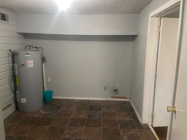 3076 E US 79, Henderson, TX 75652