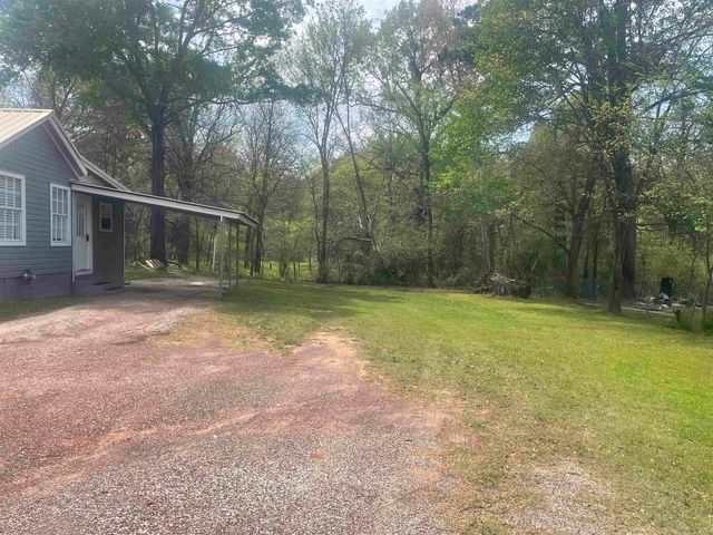 3076 E US 79, Henderson, TX 75652