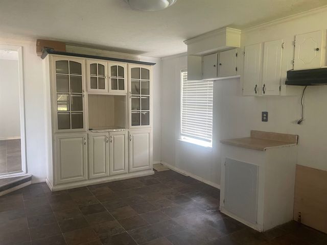 3076 E US 79, Henderson, TX 75652