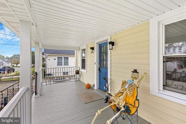 1106 SNOWDEN PL, Laurel, MD 20707