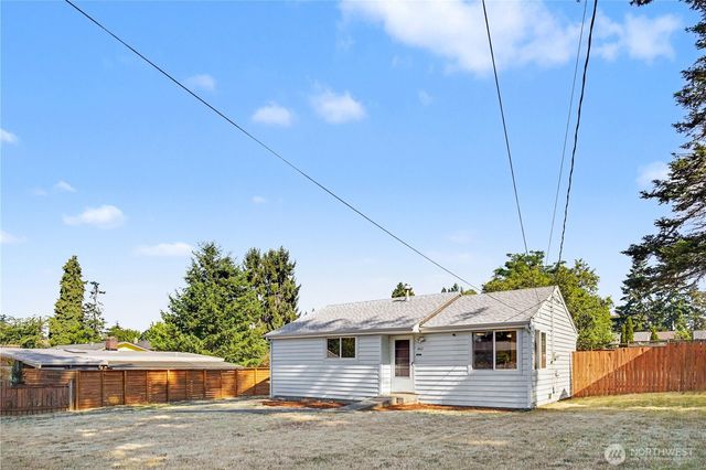 842 SW 126th Street, Seattle, WA 98146