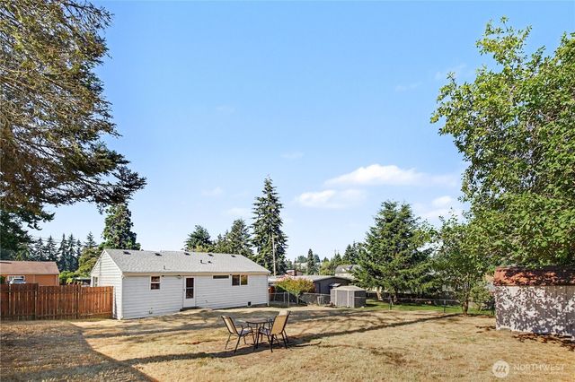 842 SW 126th Street, Seattle, WA 98146