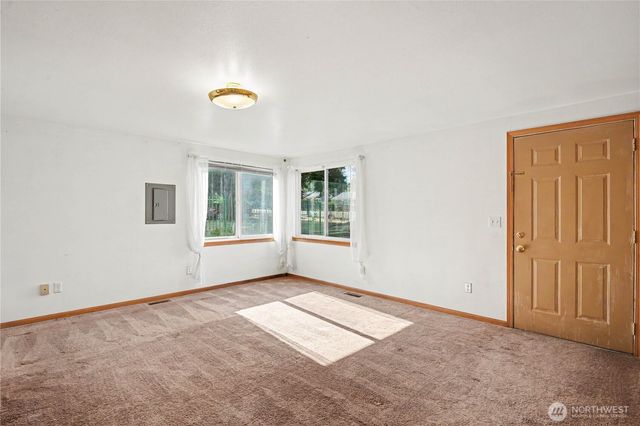 842 SW 126th Street, Seattle, WA 98146