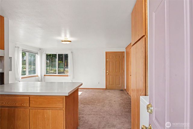 842 SW 126th Street, Seattle, WA 98146