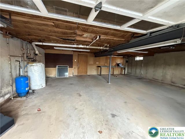 530 old main Street, Lehigh Twp, PA 18088