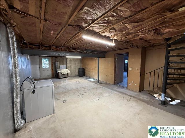 530 old main Street, Lehigh Twp, PA 18088