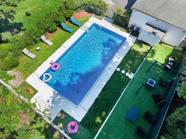 18 Chestnut St, Boonton Town, NJ 07005